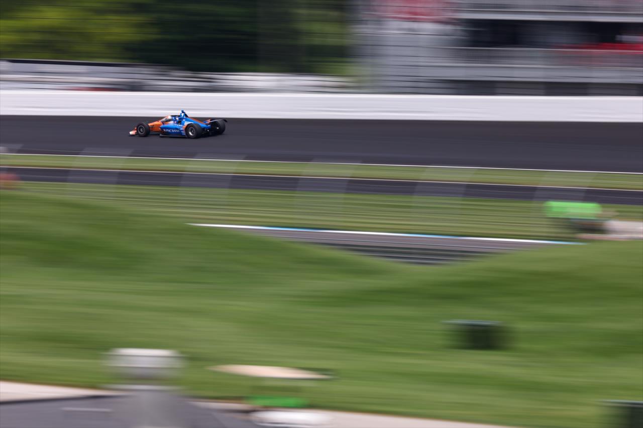 Scott Dixon - Indianapolis 500 Practice - By: Chris Owens -- Photo by: Chris Owens